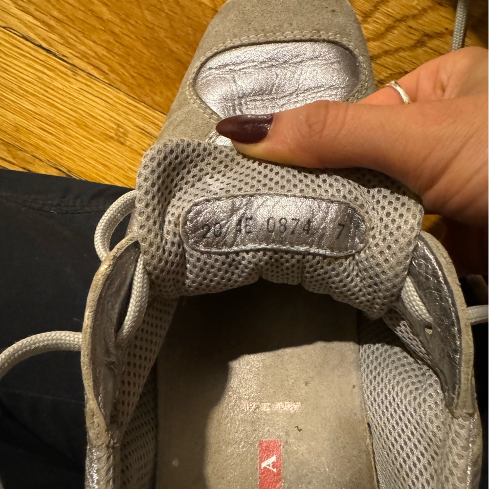 Prada 4E0874 Silver Sneakers vintage men 7 / women 9 - Picture 6 of 7